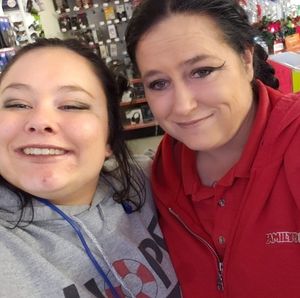 Meet your Posher, Afton